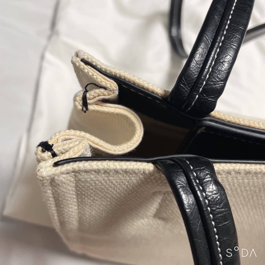 스탠드오일 오블롱백 캔버스블랙 숄더백 상품이미지9