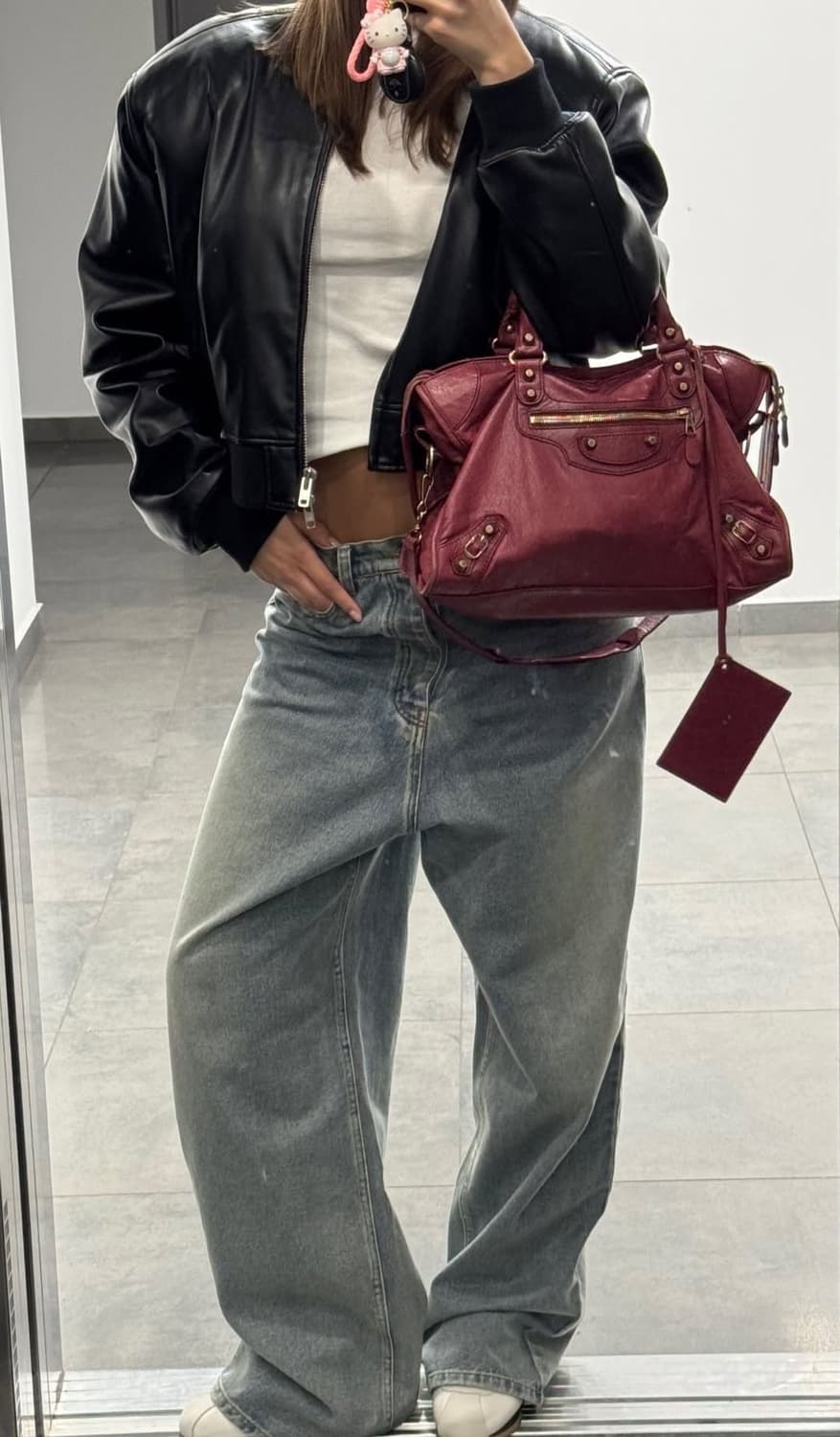 발렌시아가 클래식 모터백 딥레드 L 상품이미지10