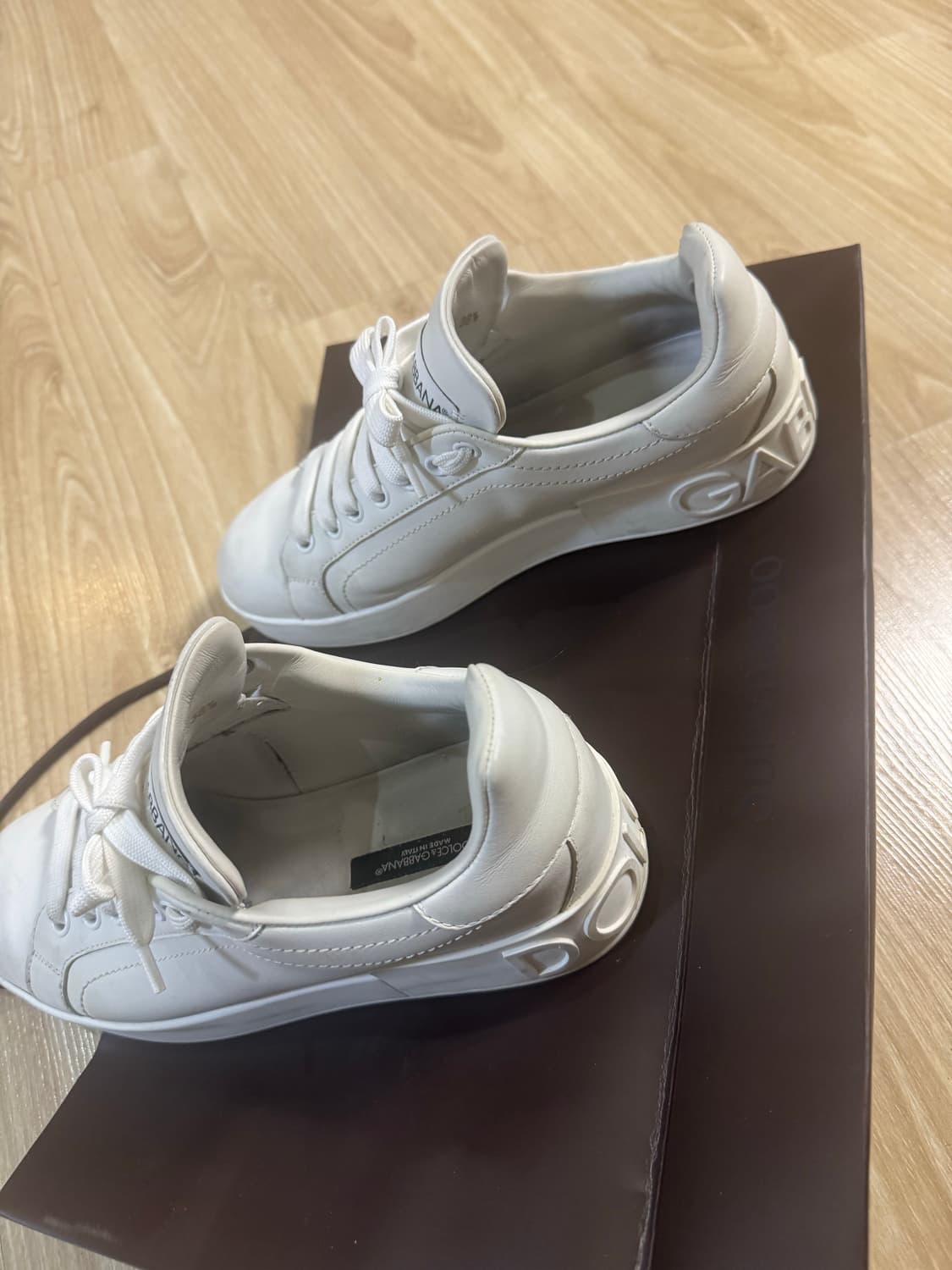 돌체앤가바나 스니커즈 38.5 상품이미지3