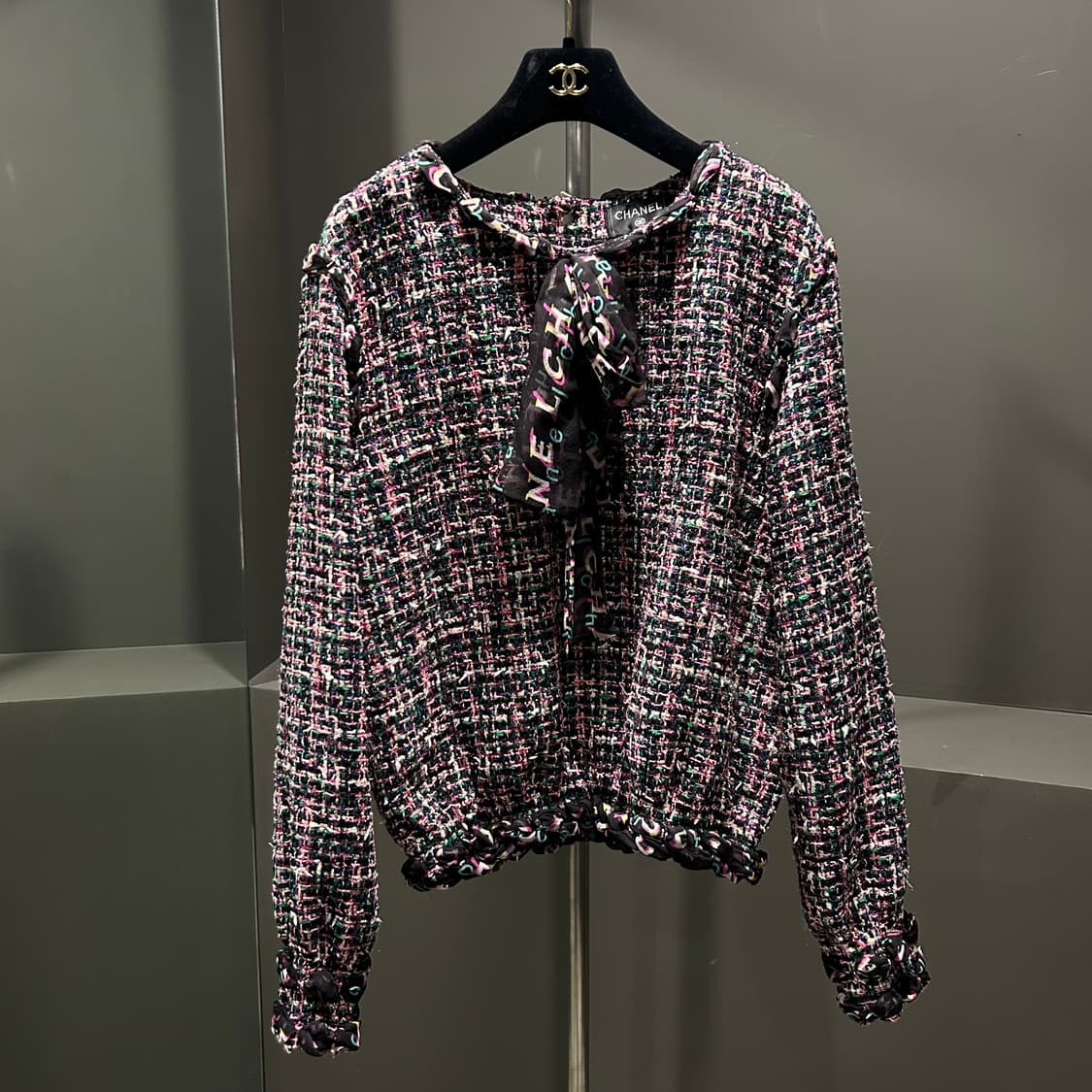 샤넬 스카프 트위드 탑 상품이미지1
