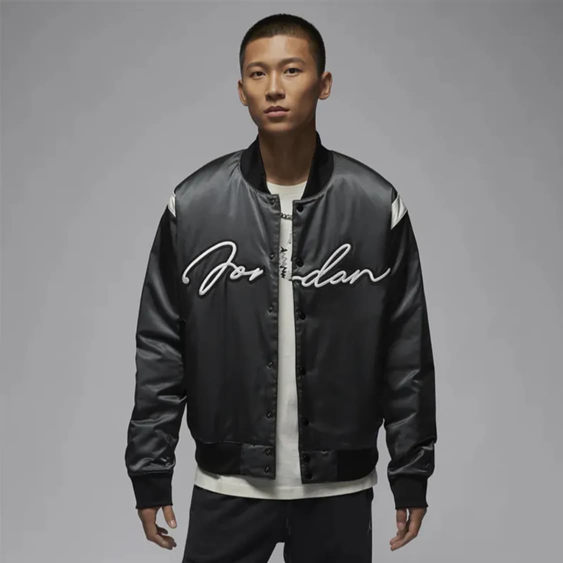 (새상품)나이키 조던 바시티 자켓 상품이미지4