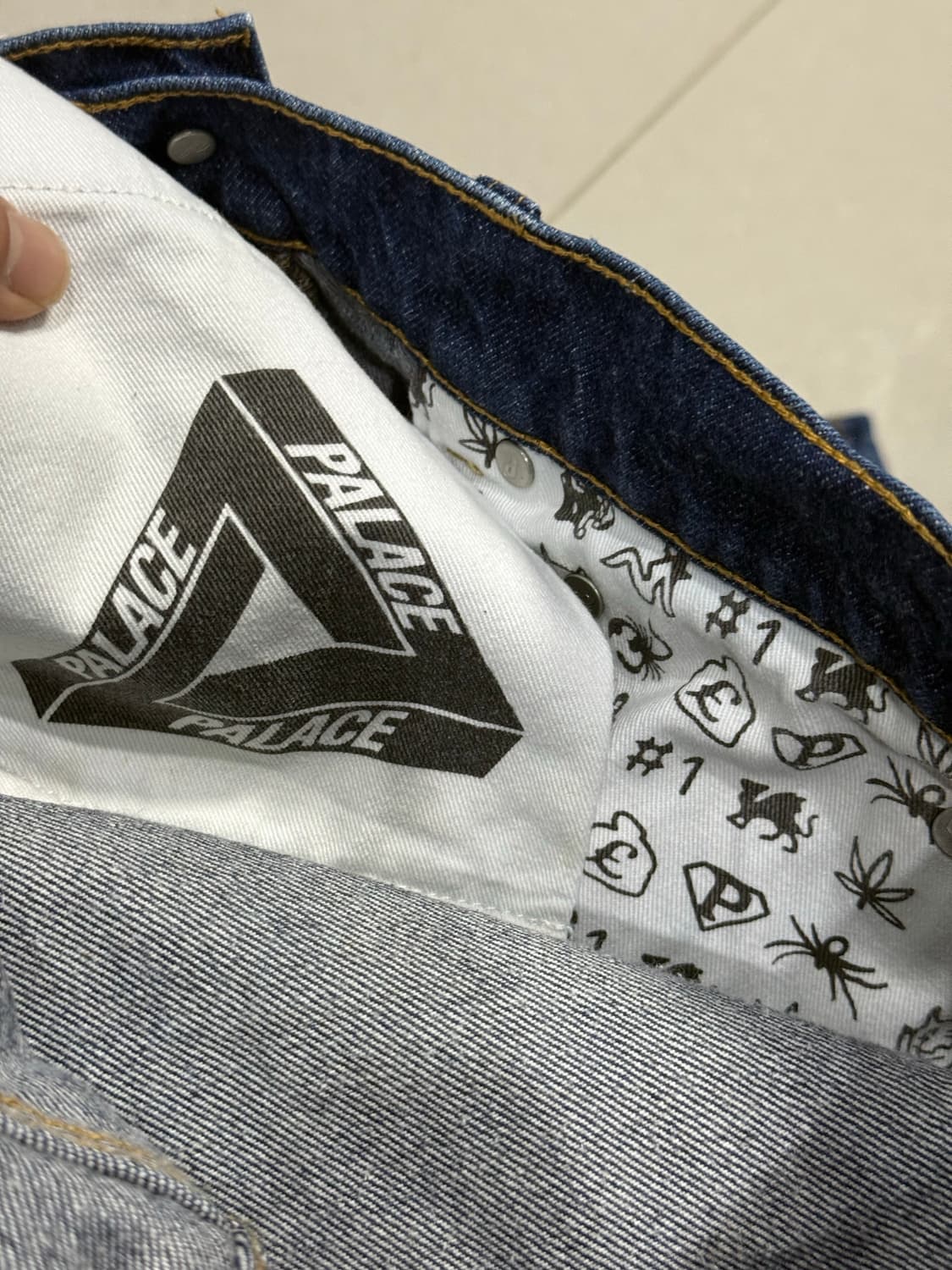 2022 팔라스 양면 오리 프린팅 배기 데님 청바지 상품이미지7