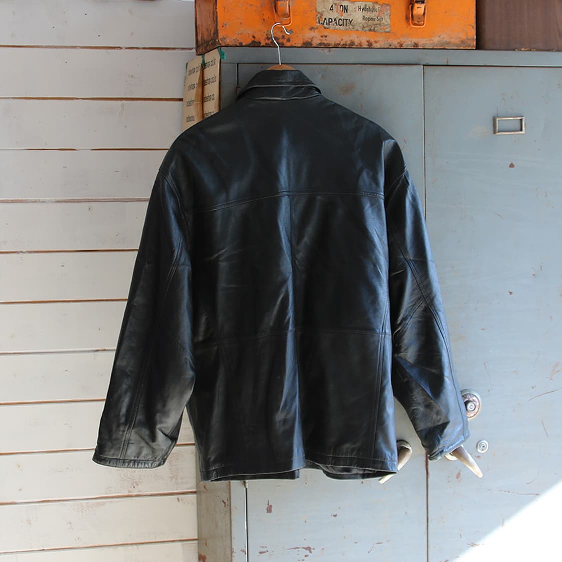 (착용컷) CP.BELLINI 레더 자켓 (남성용 105) 상품이미지2