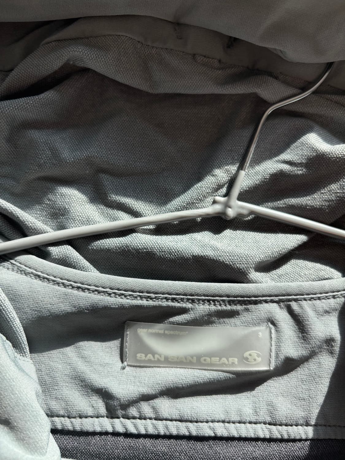 산산기어 인슐레이션 후드자켓 그레이 팝니다! 상품이미지4