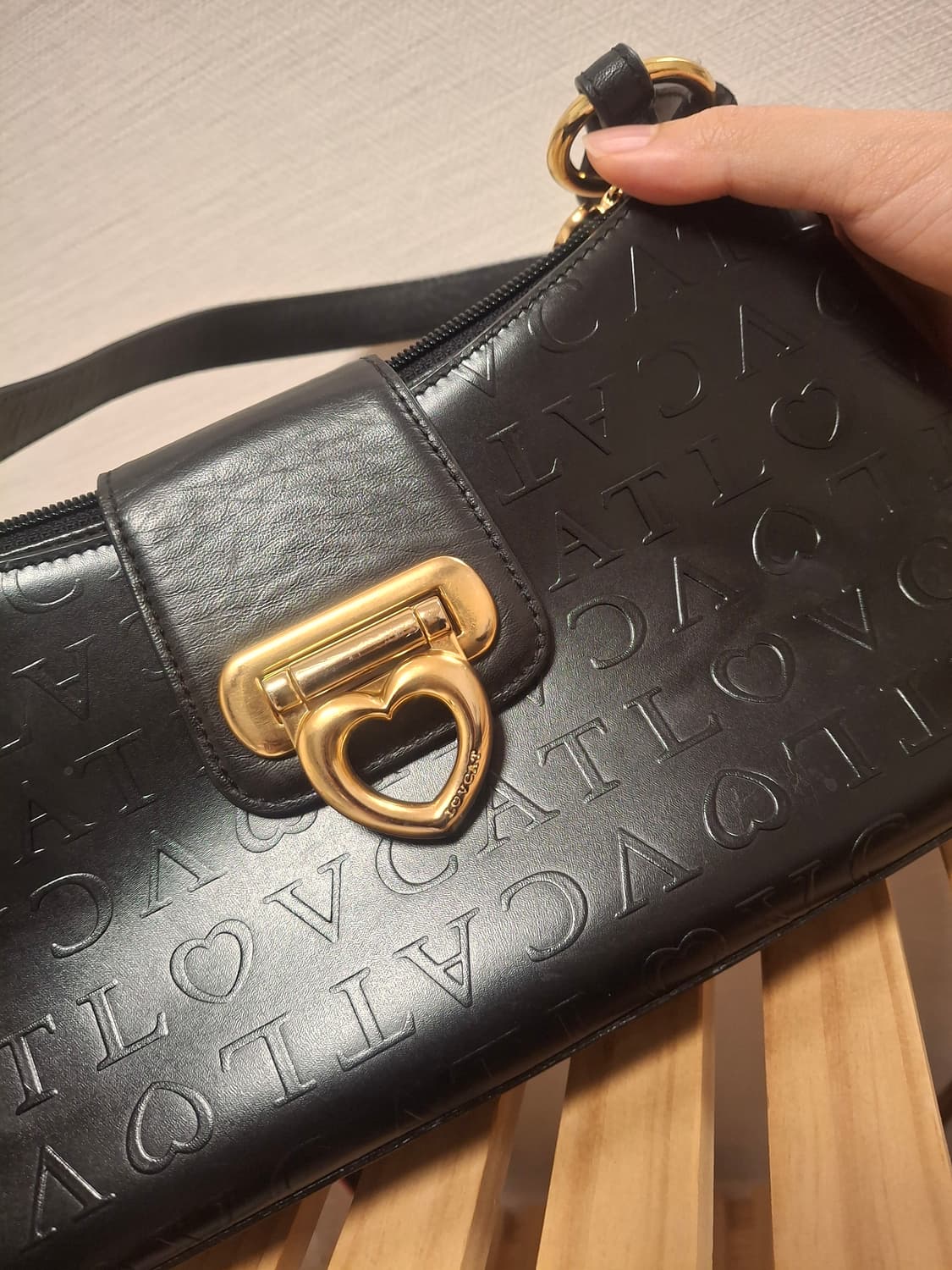 상태좋음) 러브캣 블랙 엠보 숄더백/바게트백 갸루,y2k 상품이미지1