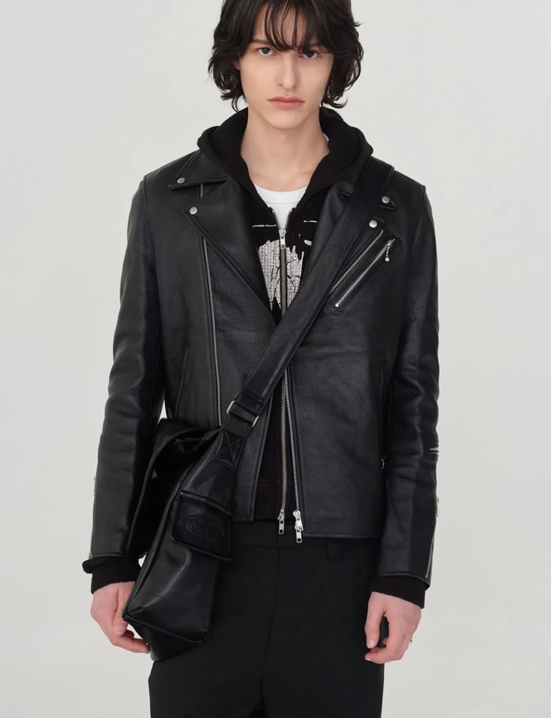 비바스튜디오 카우하이드 라이더 자캣 상품이미지2