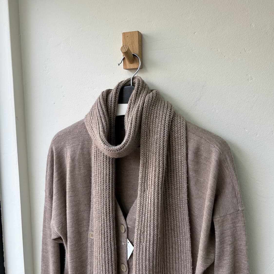 16187 - 마르지엘라 머플러 레이어드 가디건 상품이미지1