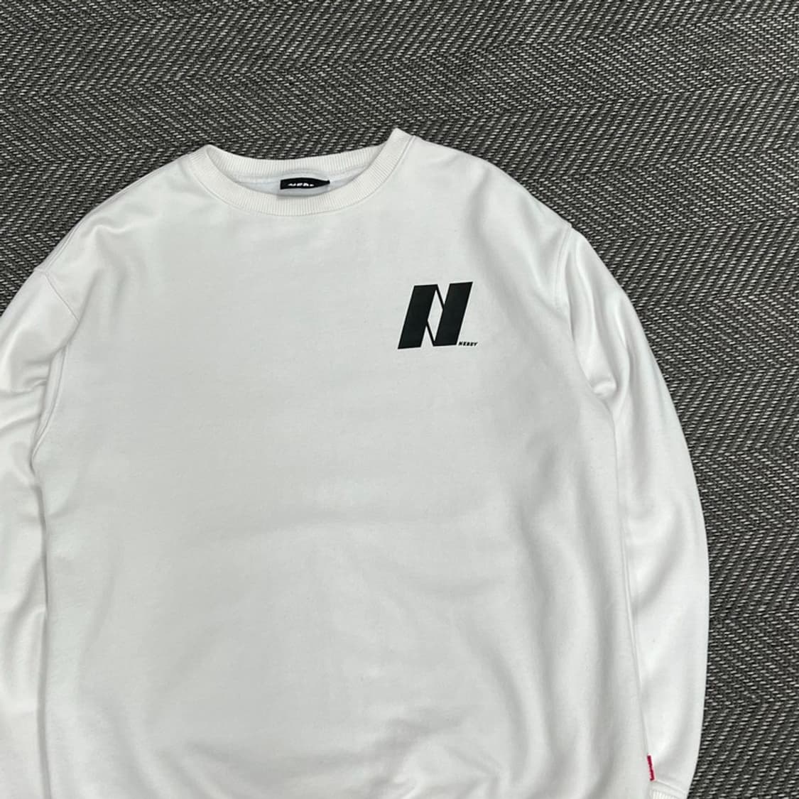 널디 백프린팅 맨투맨 v1157 상품이미지3