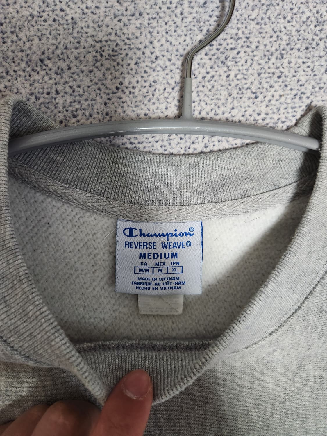 챔피온 리버스위브 블루택 맨투맨 xl 사이즈 팝니다. 상품이미지3