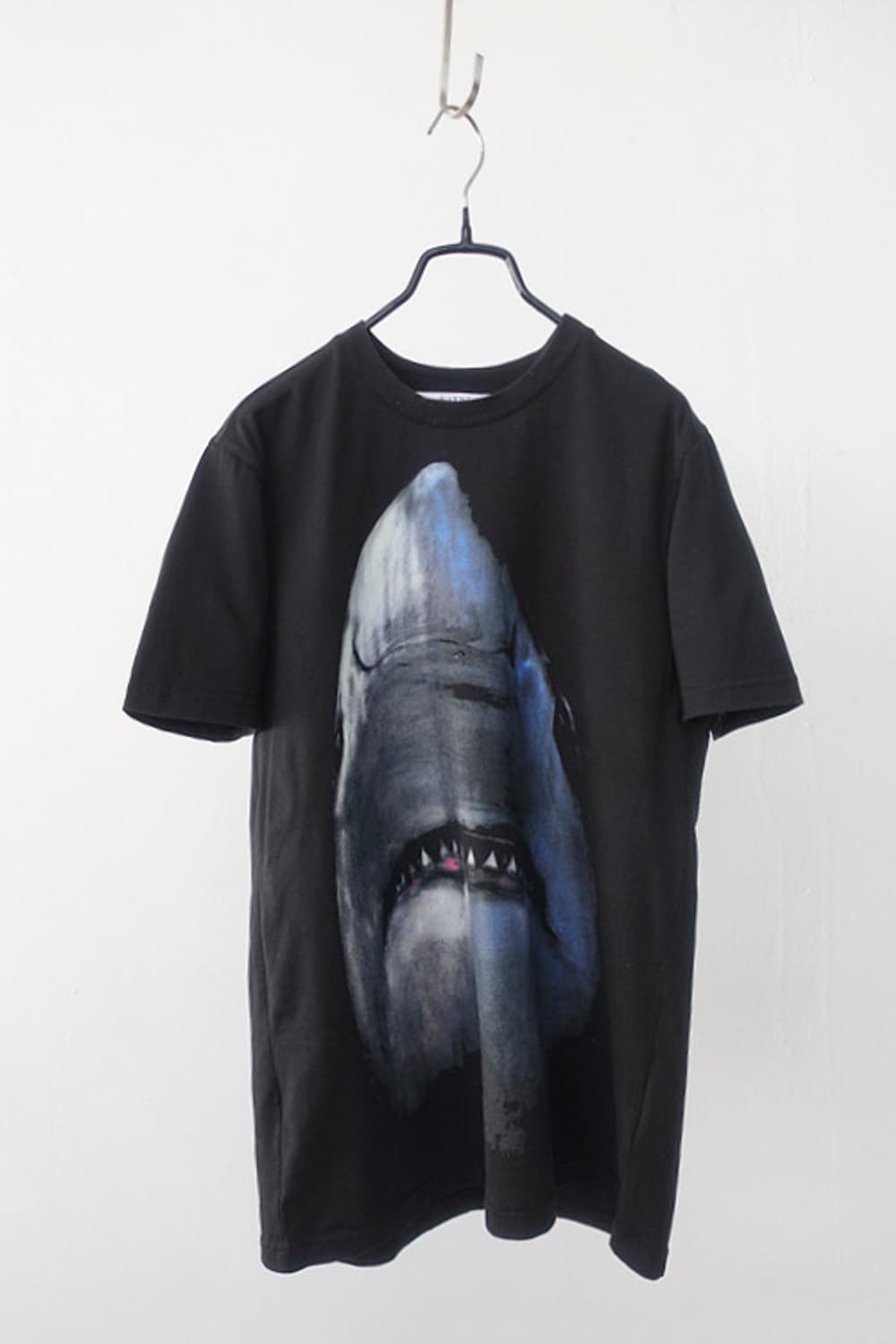 [XS] 지방시 샤크 티셔츠 상품이미지1