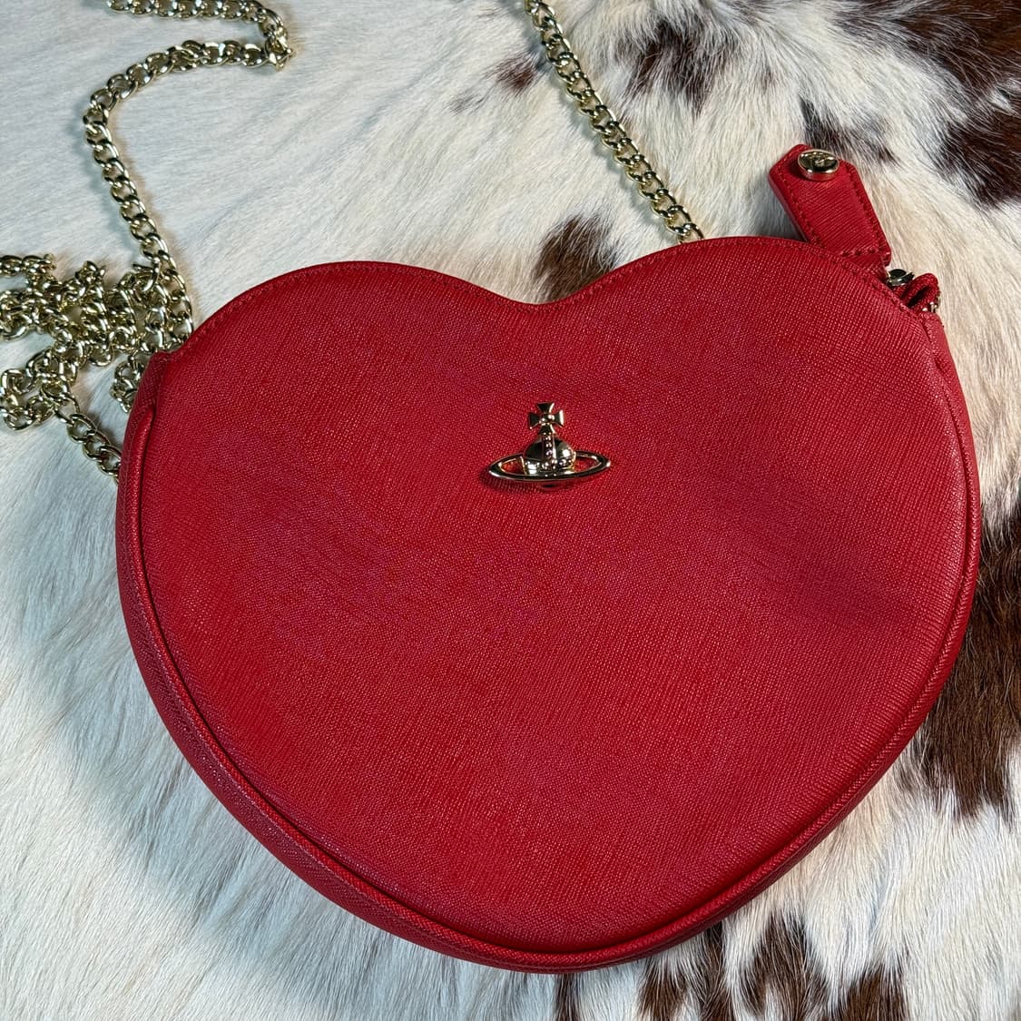 비비안웨스트우드 레드 하트 체인 크로스백 상품이미지1