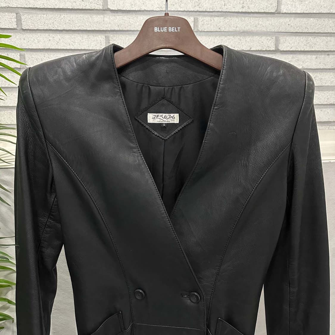 JPN VINTAGE 가죽 블레이저 자켓 브이넥 더블버튼 디테일 블랙 상품이미지4