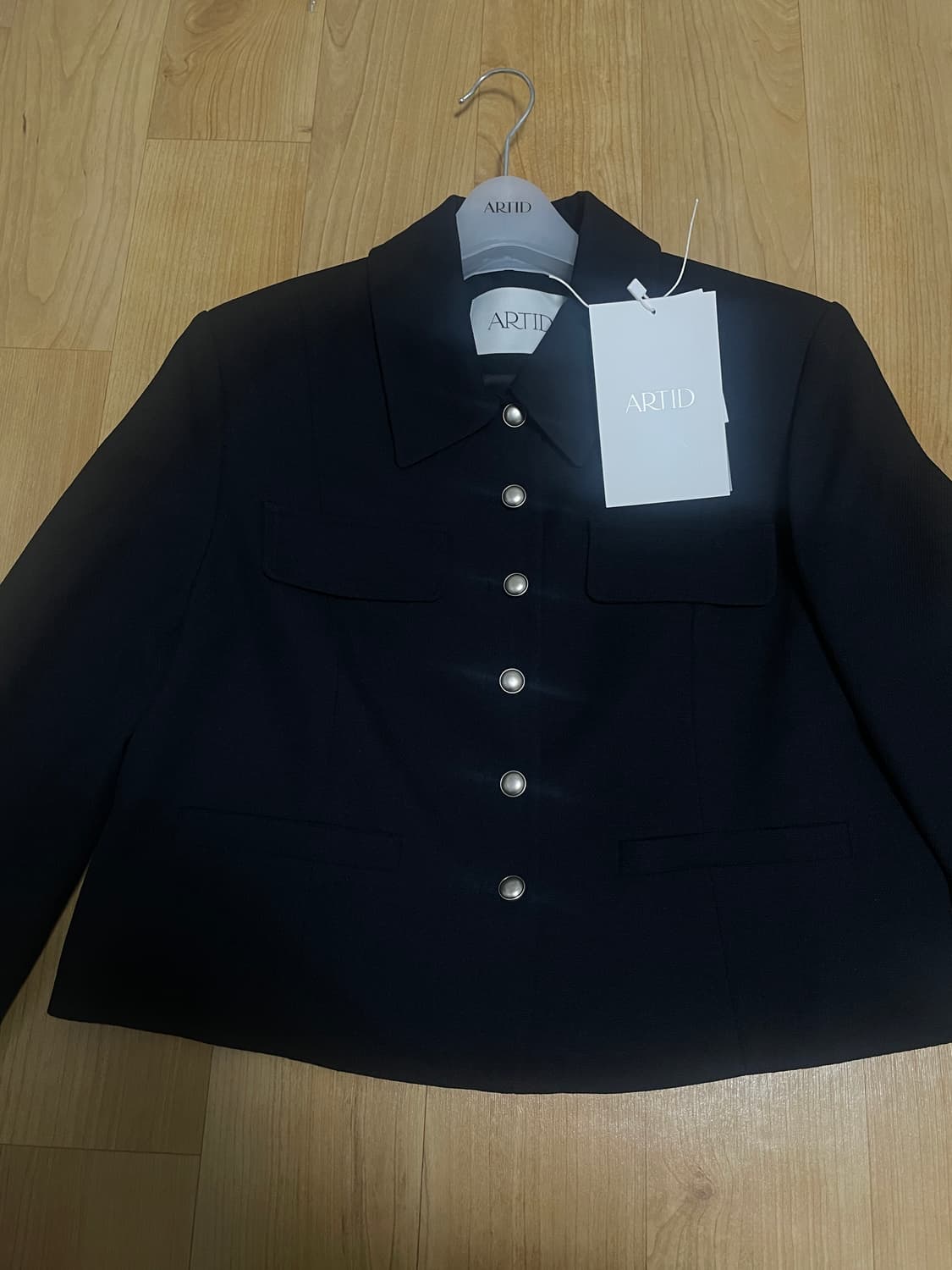아티드 버튼 포인트 트위드 카라 자켓 다크네이비 새상품  상품이미지8