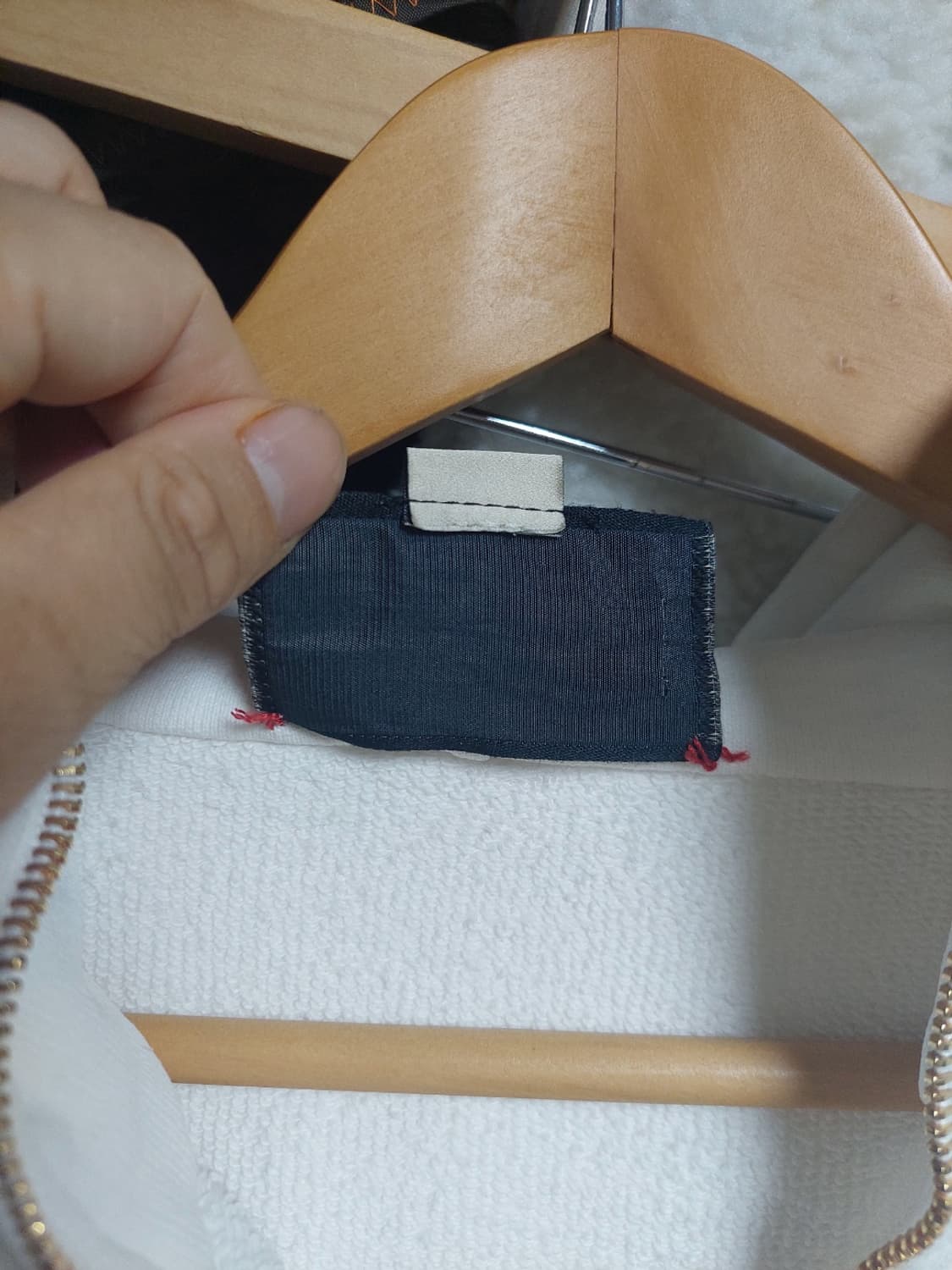 구찌 삼선 화이트 아노락 후드 스웻 m 오버핏 백화점판 상품이미지7