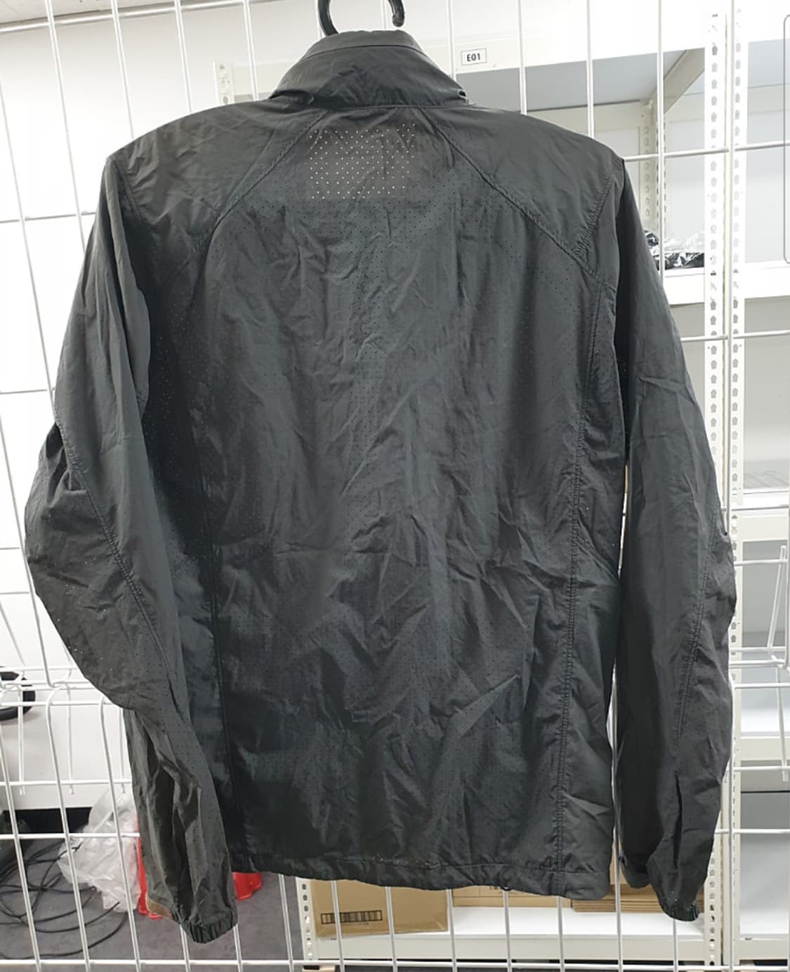 코오롱스포츠 정품 바람막이 95사이즈 팝니다 상품이미지2