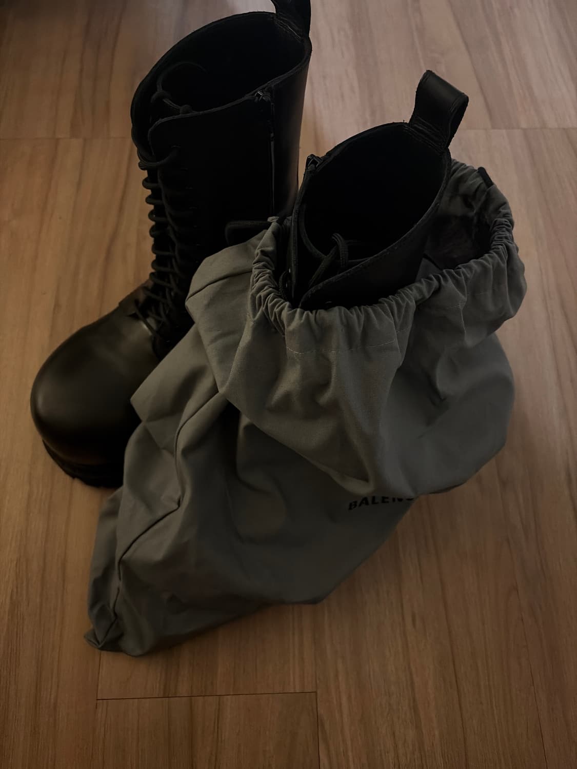 [42] 발렌시아가 스톰퍼 레더 부츠 상품이미지4