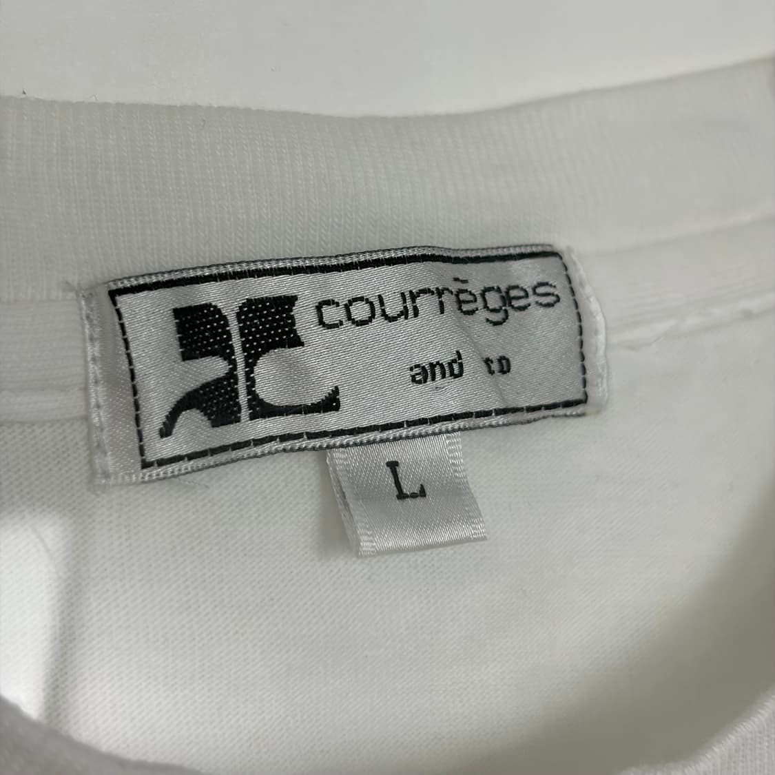 꾸레쥬 로고 반팔 티셔츠 상품이미지2