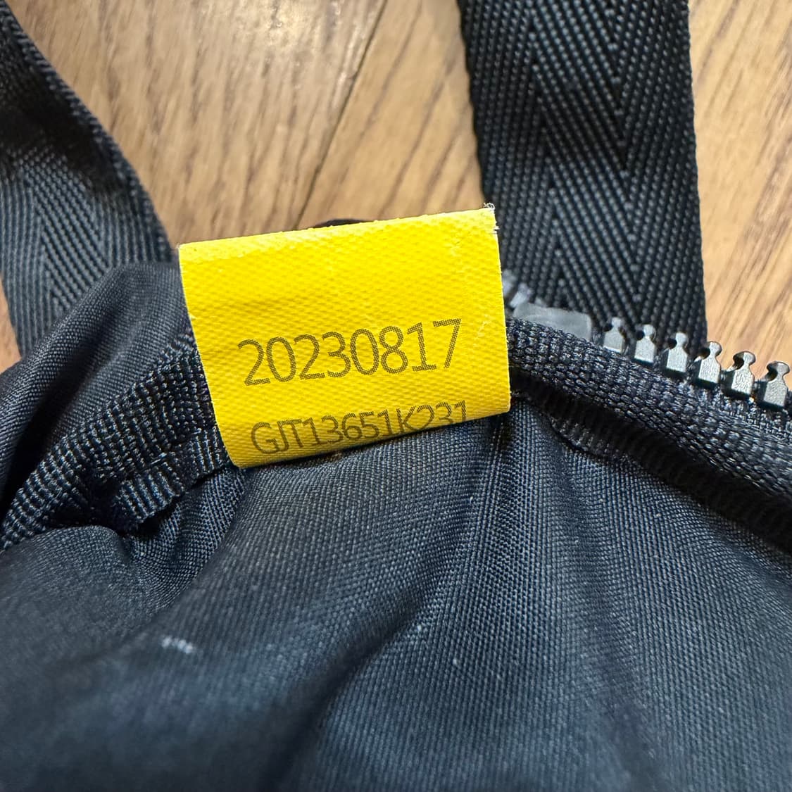 만다리나덕 GRAM 크로스백 상품이미지6