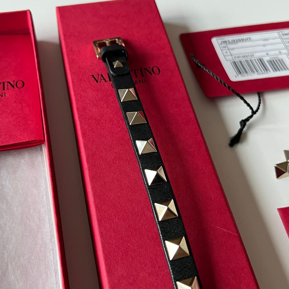 발렌티노 락스터드 브레이슬릿 (VALENTINO) JW2J0255-VIT 상품이미지2