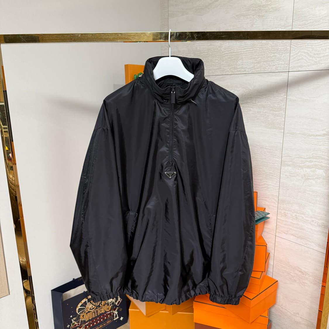 [XL사이즈]프라다 삼각로고 리나일론 아노락 자켓 상품이미지1
