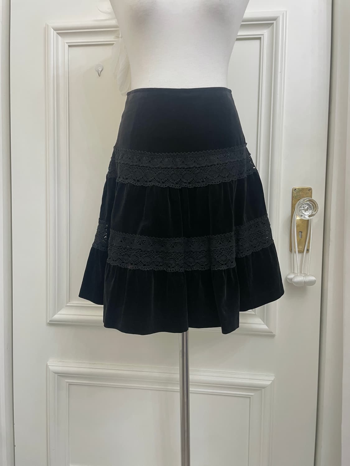 LEST ROSE black velvet lace midi skirt 상품이미지5