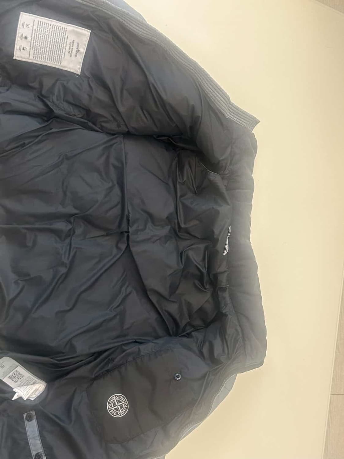 17fw 스톤아일랜드resin poplin down-tc패딩 상품이미지6