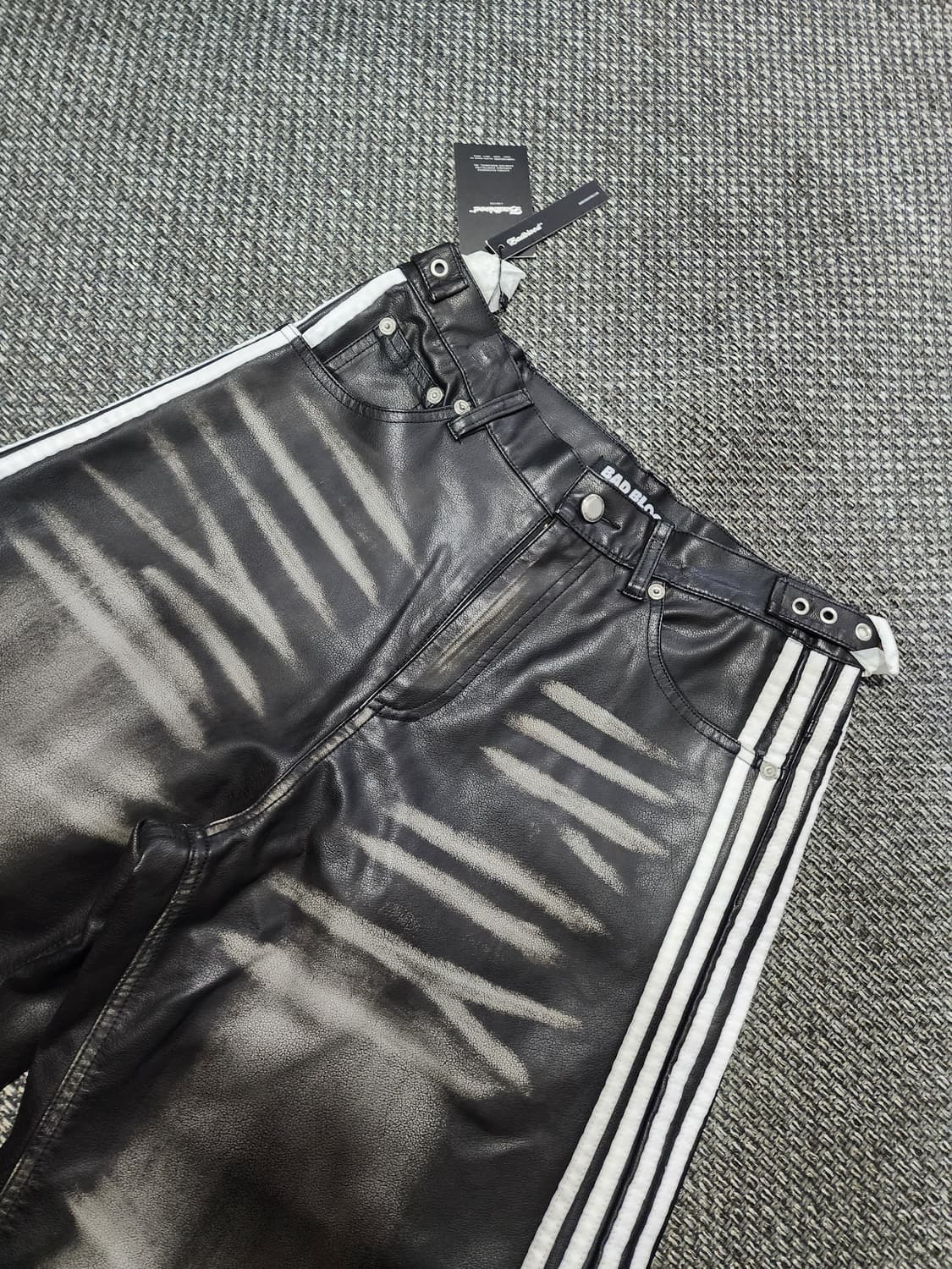 배드블러드 삼선 레더 와이드 팬츠 XS 29사이즈 상품이미지4