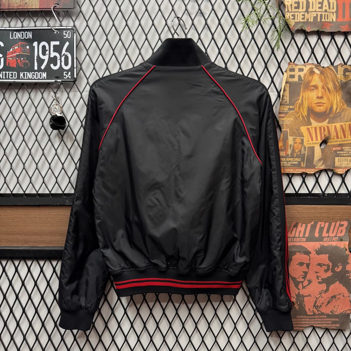 00s 캔버스 트랙 자켓 전면 척 테일러 로고 포인트 레드 블랙 상품이미지2