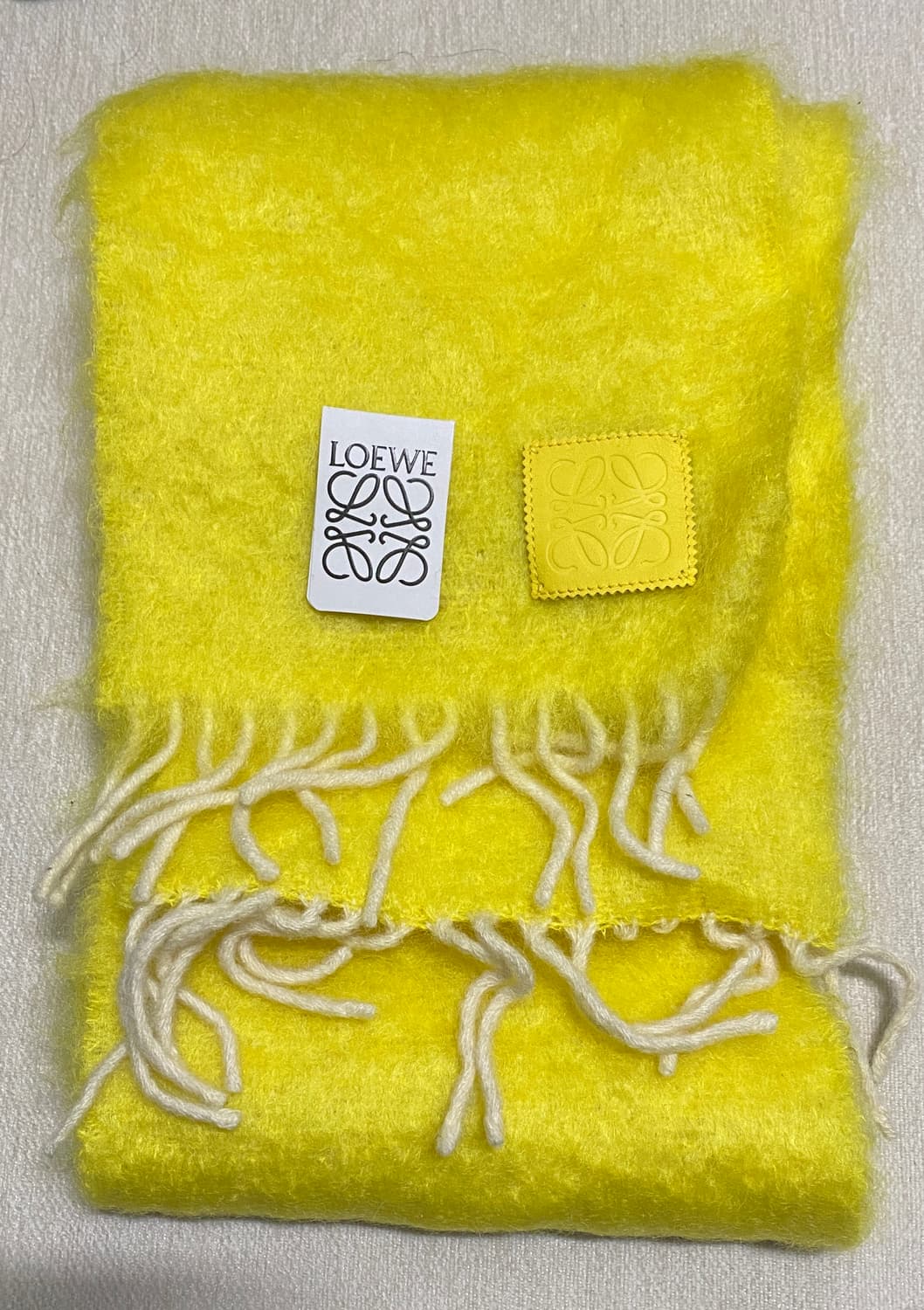 로에베 머플러 상품이미지1