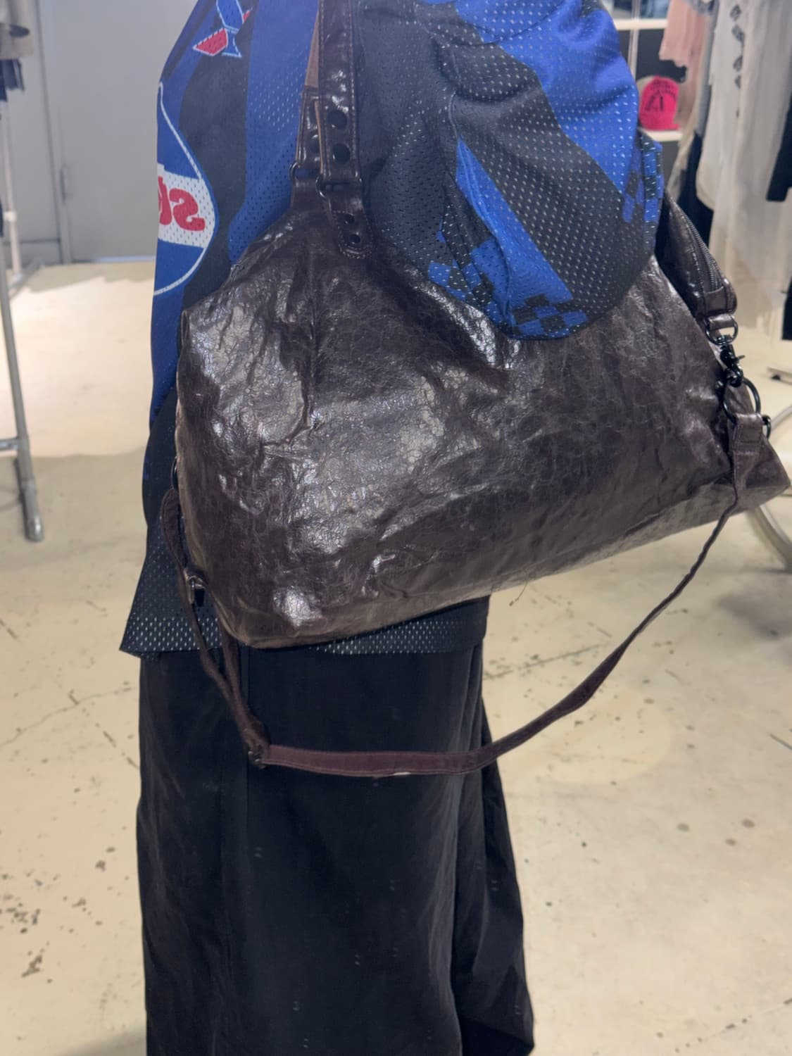 Textured faux leather boston bag 상품이미지9