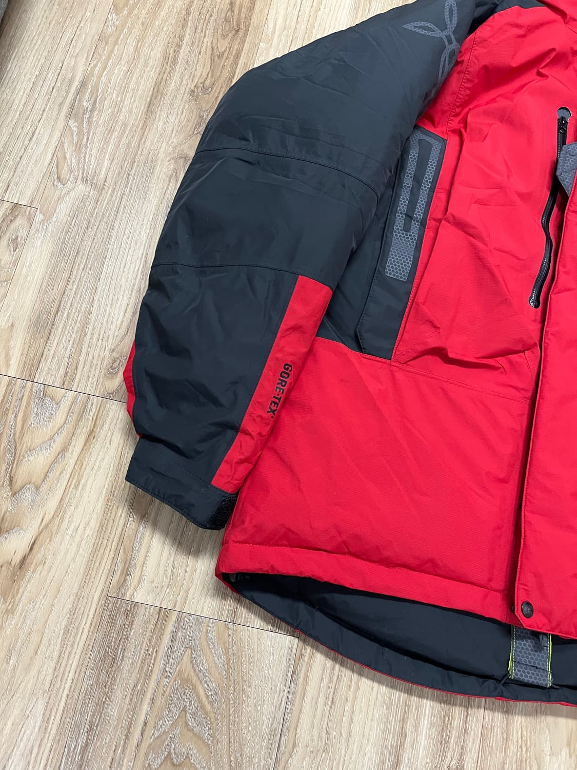 몬츄라 고어텍스 다운 패딩 상품이미지6