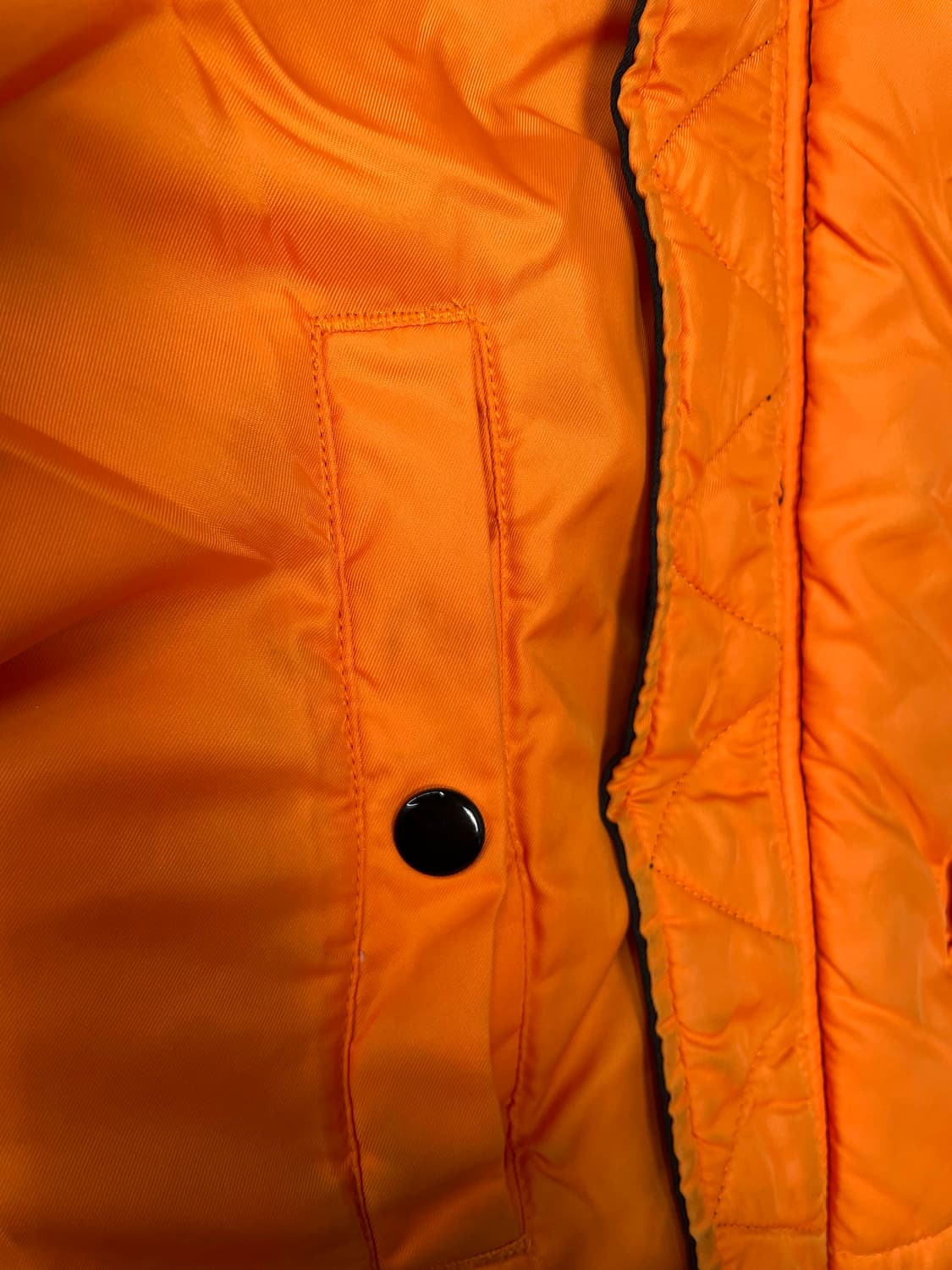 알파 인더스트리 MA-1 플라이트 리버시블 자켓 H2040 상품이미지8