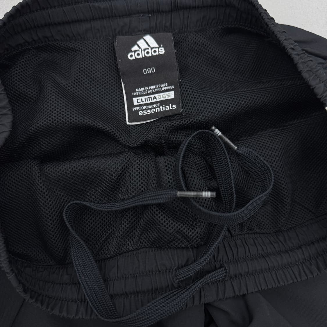 아디다스 00s 삼선 올드스쿨 바람막이 트랙팬츠 상품이미지5