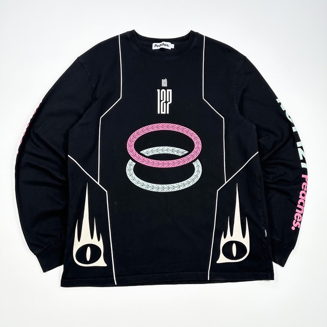 피치스 x NCT 굿즈 블랙 롱 슬리브 맨투맨 (L) 상품이미지2