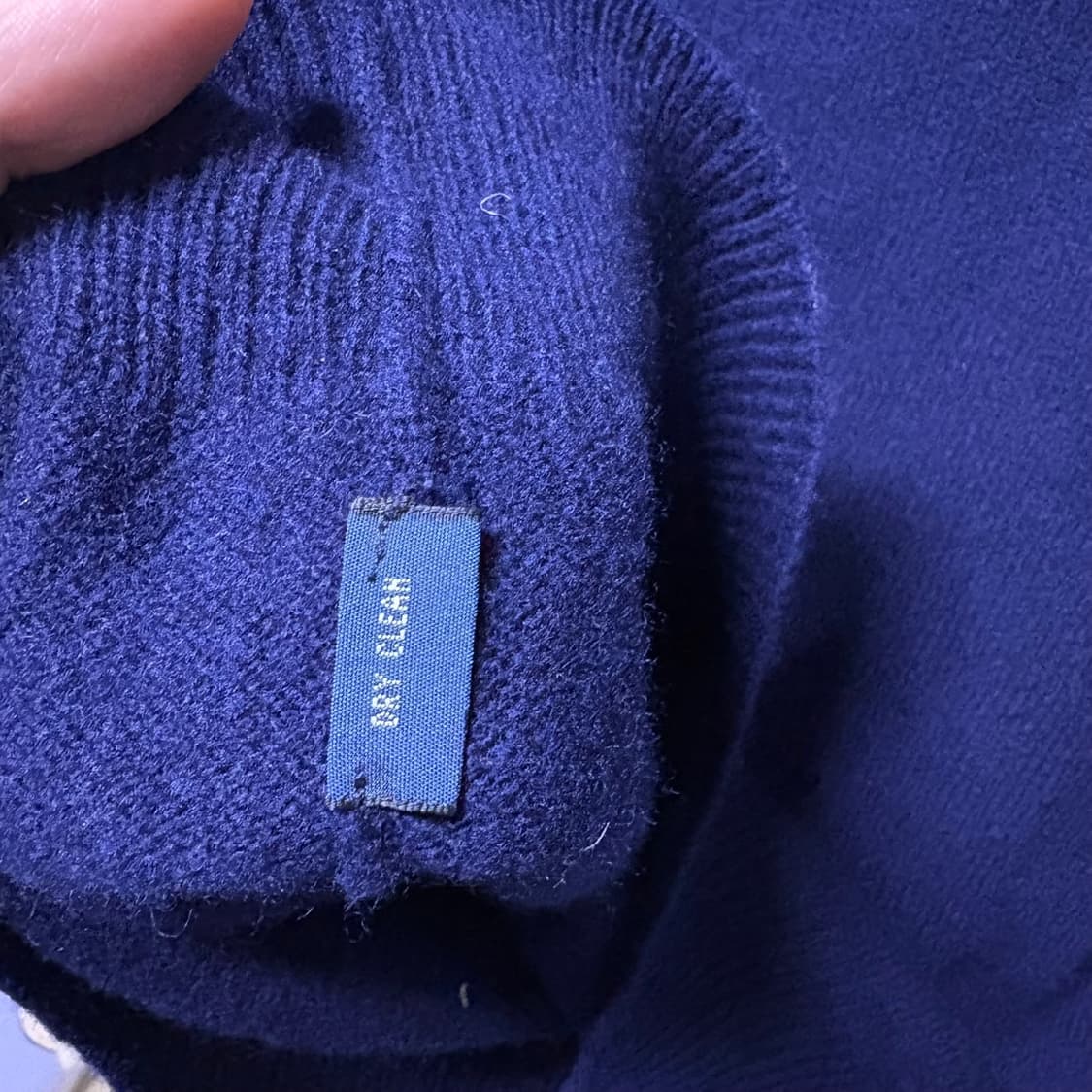 폴로랄프로렌 네이비 브이넥 니트 l 상품이미지3