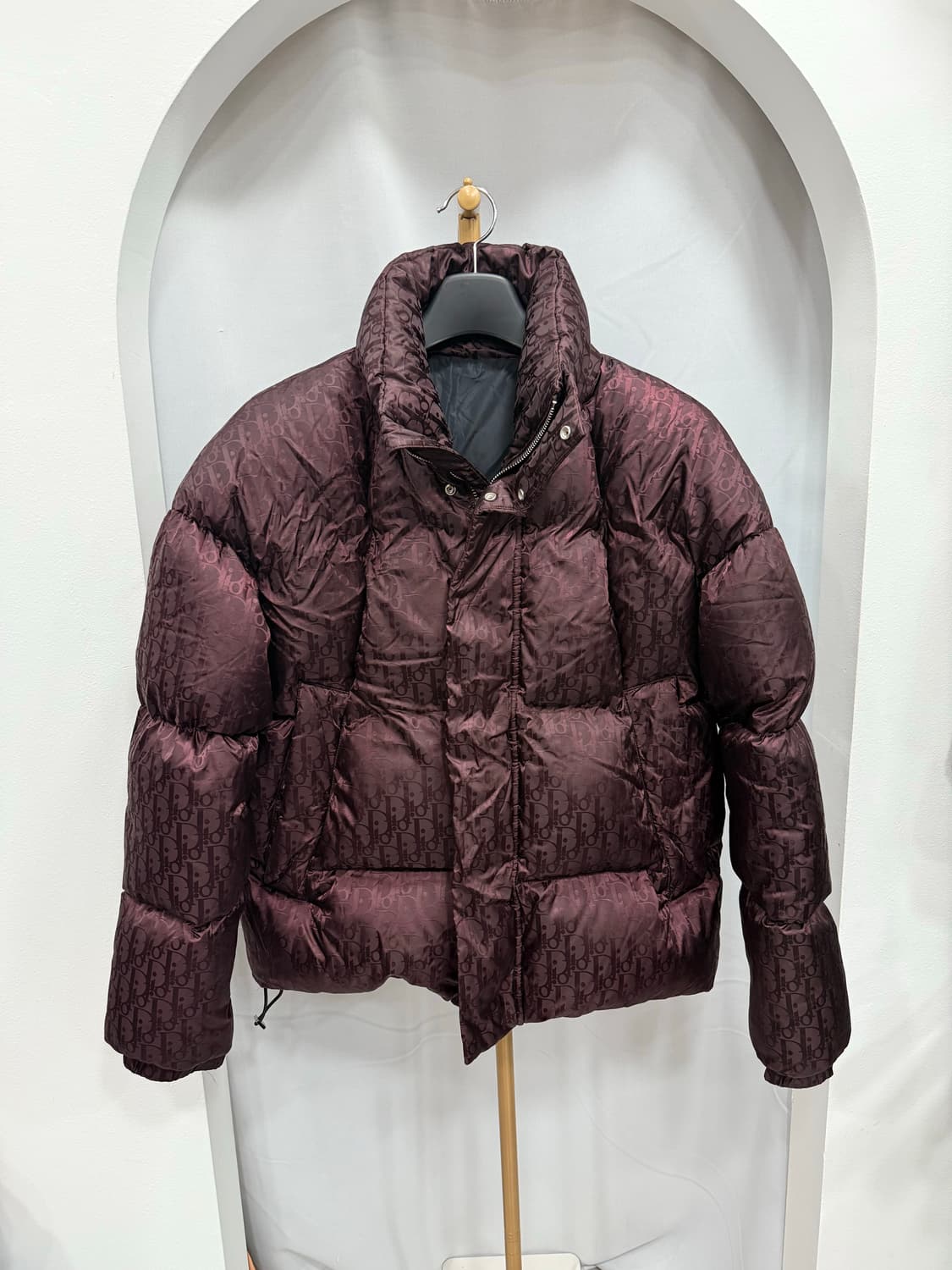 디올 오블리크 패딩 버건디 48사이즈 상품이미지1