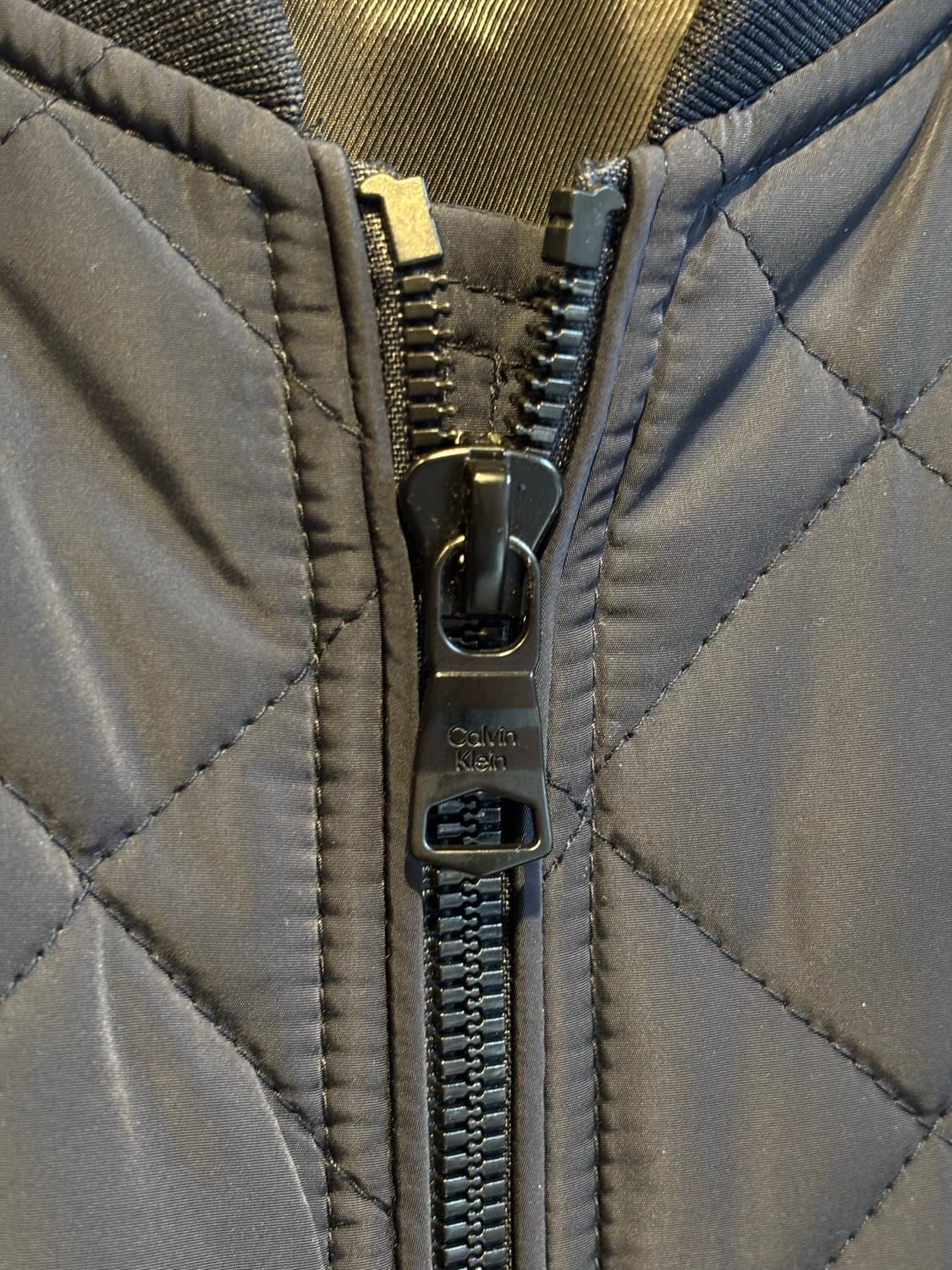 켈빈클라인 블랙 퀼팅 봄버 자켓 L 상품이미지5