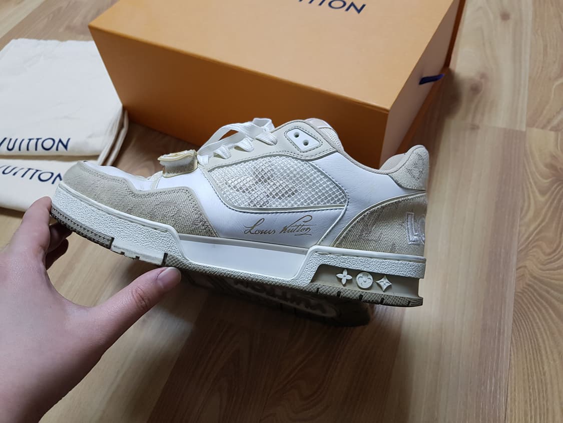 루이비통 LV 트레이너 스니커즈 베이지 상품이미지3