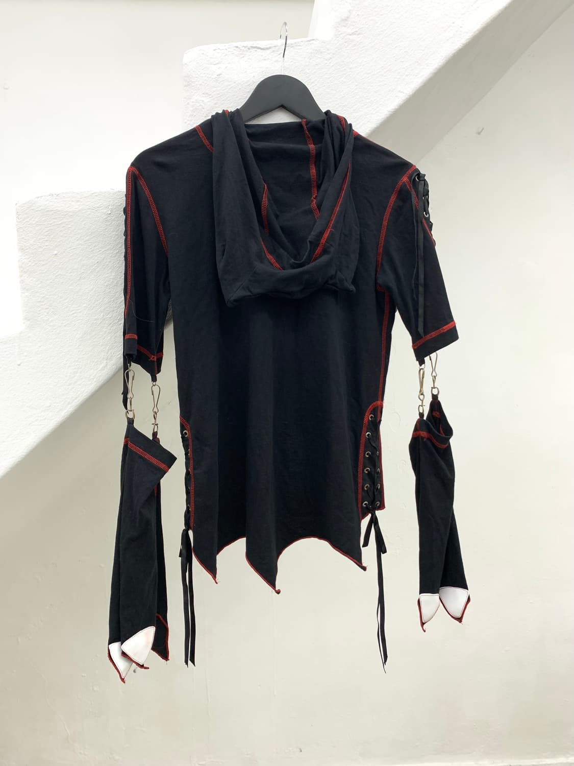Crucifix cat punk chainsaw hoodie  상품이미지4