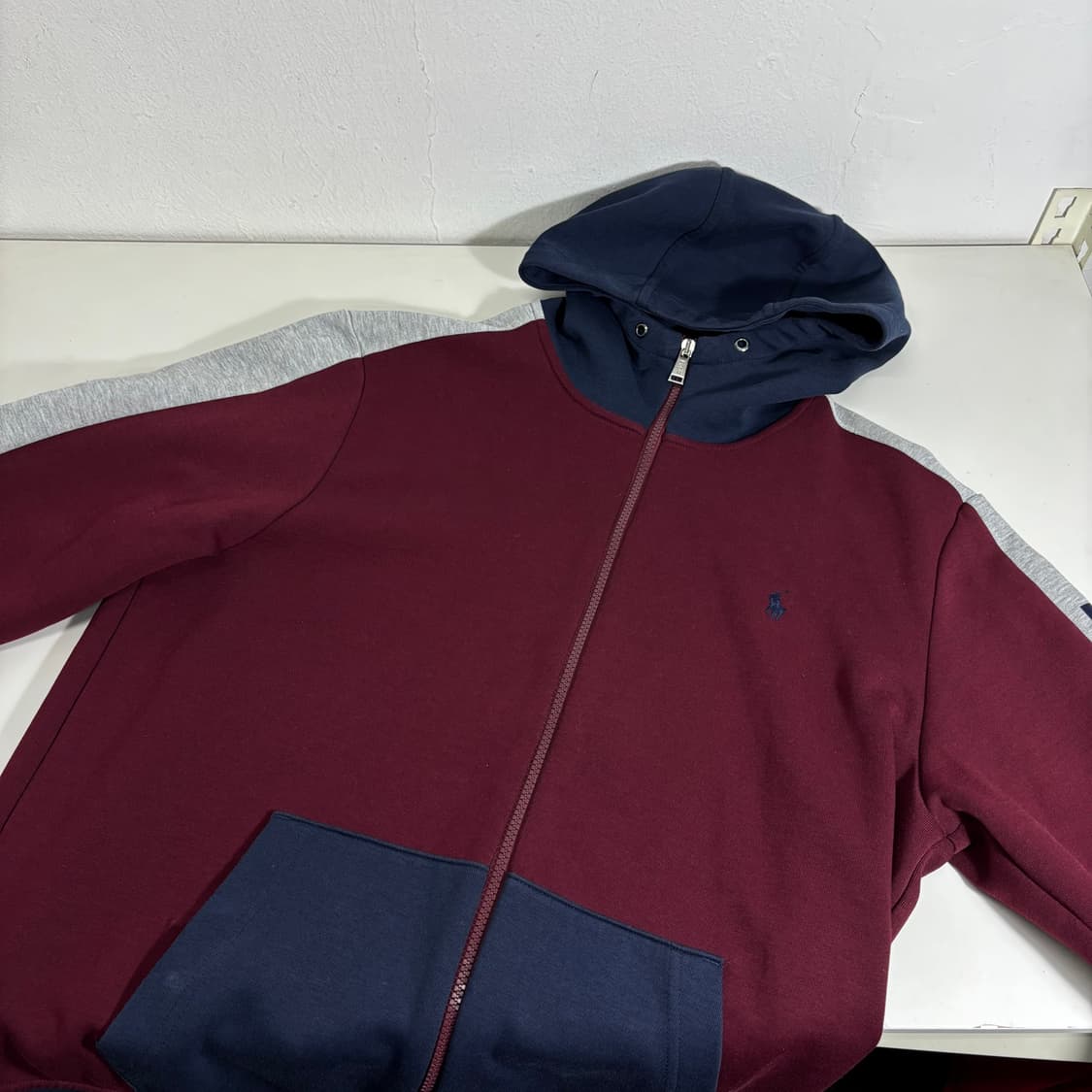 L 폴로 랄프로렌 버건디 레터링 후드집업 상품이미지3