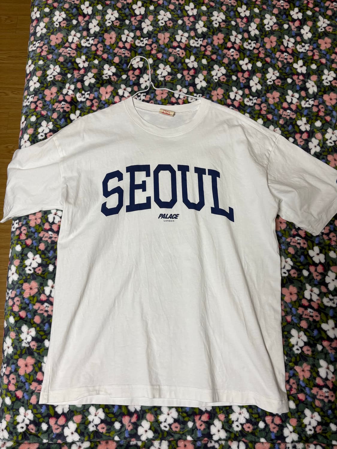 팔라스 x 챔피온 서울 반팔 화이트 상품이미지1