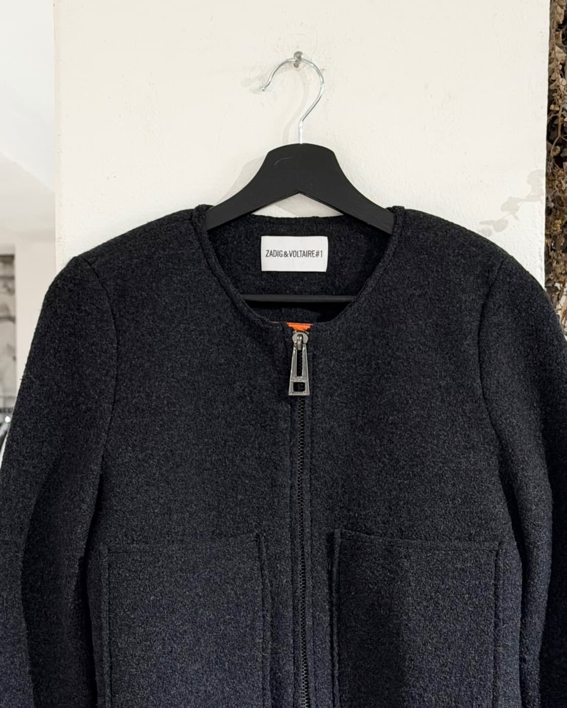 쟈딕앤볼테르 차콜 울 포켓 집업 자켓 상품이미지4