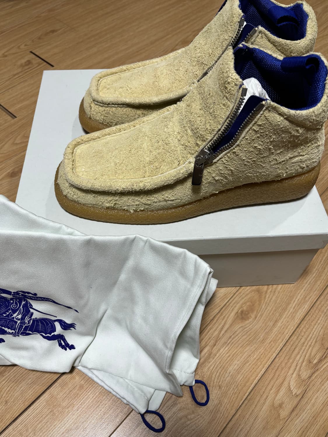 burberry  chance suade boots 상품이미지3