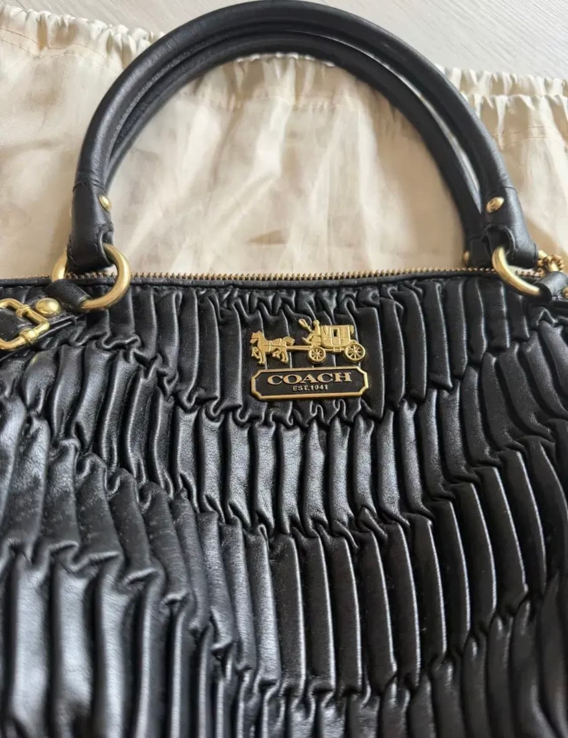 코치 메디슨 소피아 셔링 가죽 가방 상품이미지2