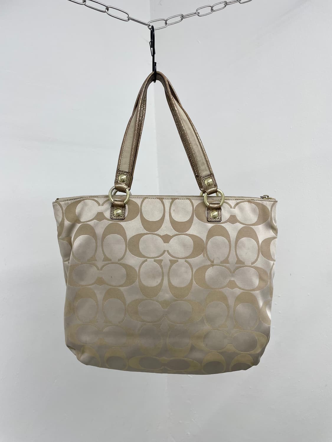 코치 시그니처 자카드 라지 숄더백 상품이미지9