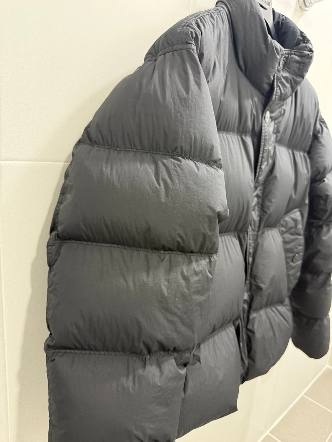 스톤아일랜드 4100010 크링클랩스 NY 리사이클 나일론 윈드 레지스턴 상품이미지4