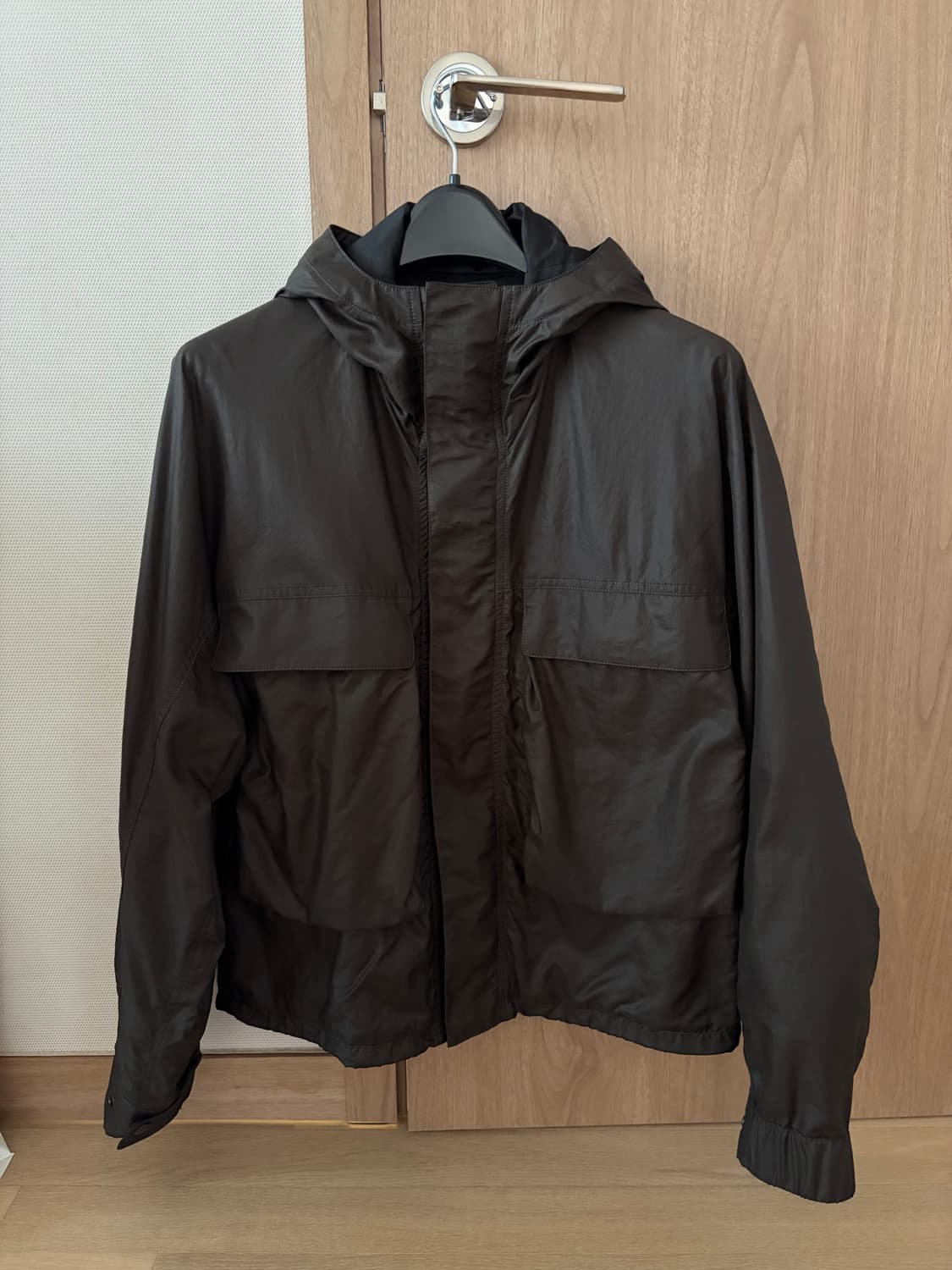 르메르 25FW 숏 레인 파카 상품이미지1