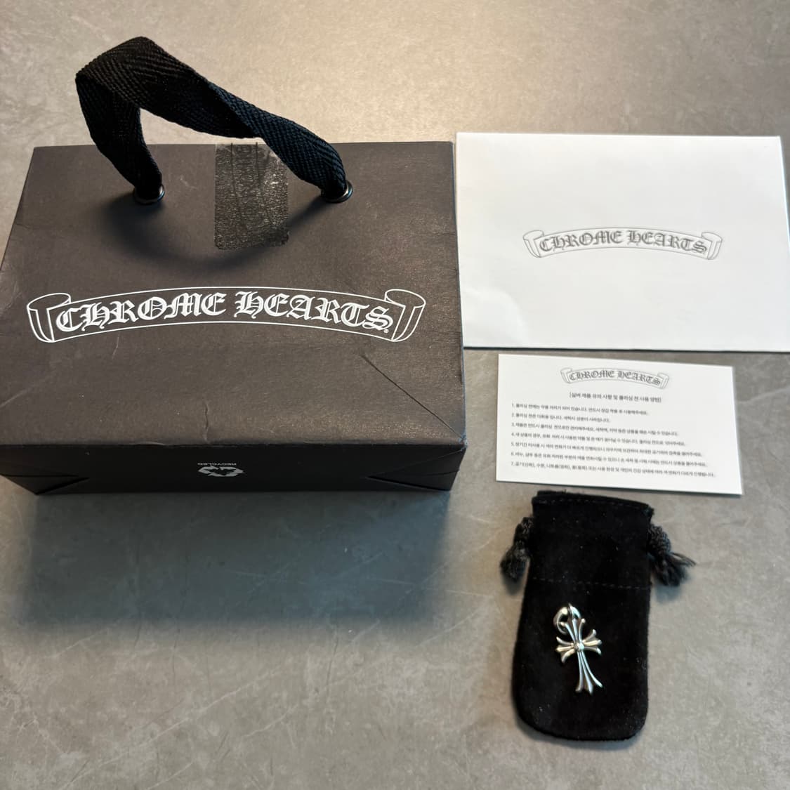 크롬하츠 타이니 크로스 펜던트 상품이미지9