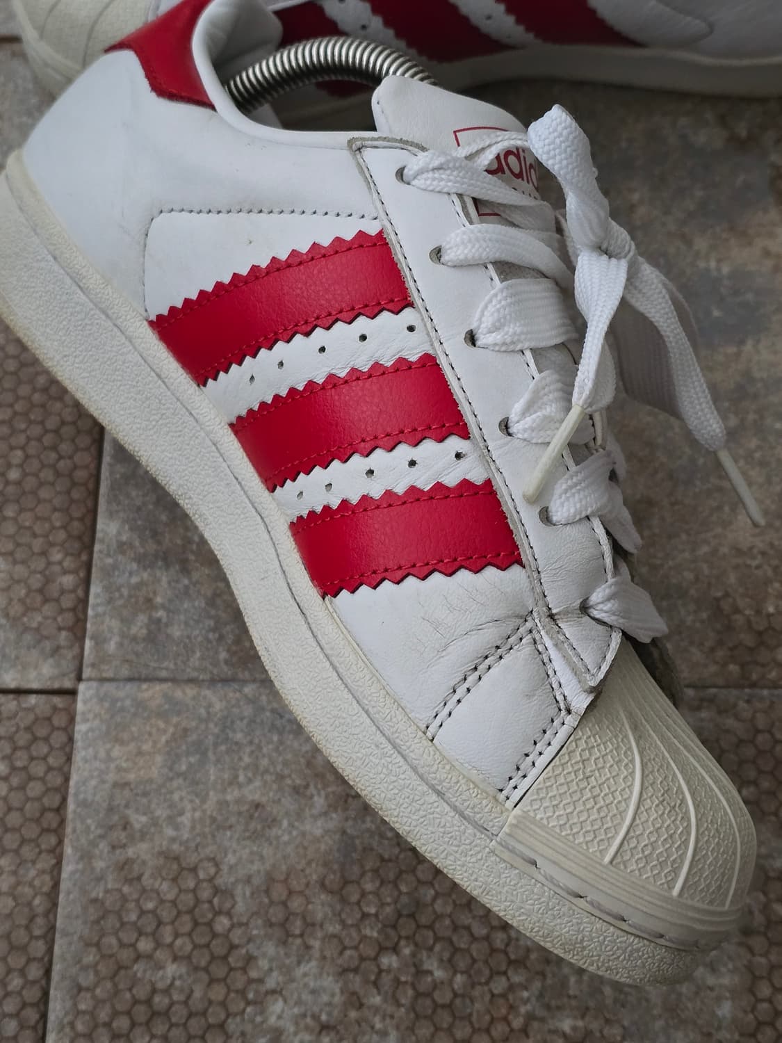 (225)아디다스 슈퍼스타 화이트 스칼렛 상품이미지5