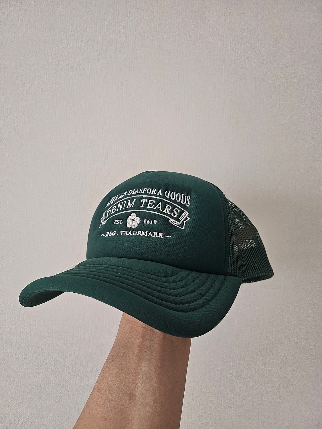데님티어스 Denim Tears 메쉬 트러커캡
 상품이미지1
